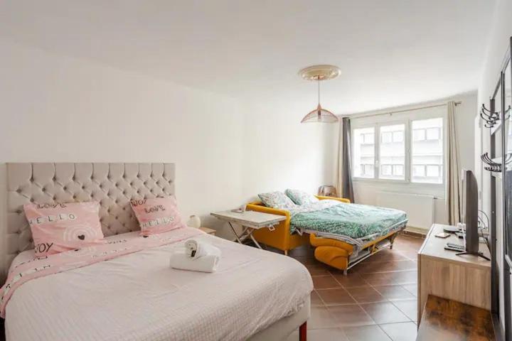 Superbe Studio Paris Gambetta Lägenhet Exteriör bild