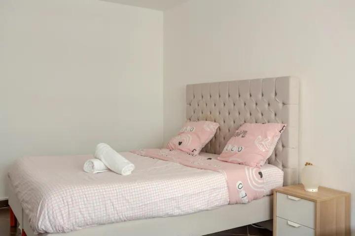 Superbe Studio Paris Gambetta Lägenhet Exteriör bild